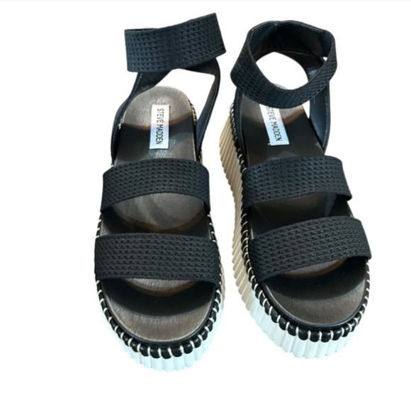 Steve Madden Shoes - Steve Madden Shelle Strappy Sporty Platform